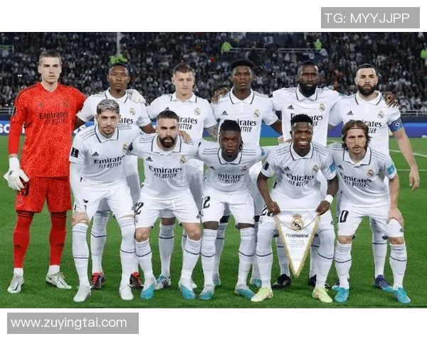 全球足球明星排名揭晓谁将成为足坛新王者与传奇并肩而立